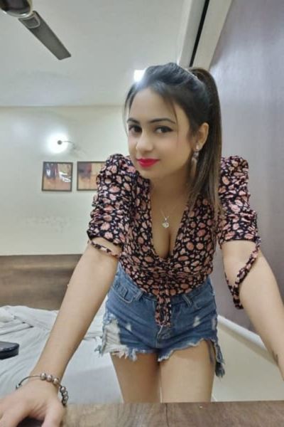 chubby call girls in Gurgaon